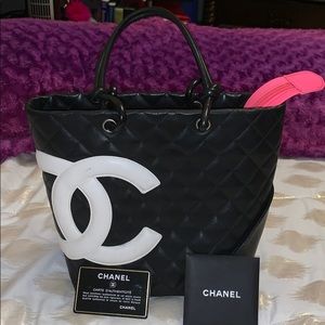 ❗️SALE❗️Chanel cambon quilted leather medium